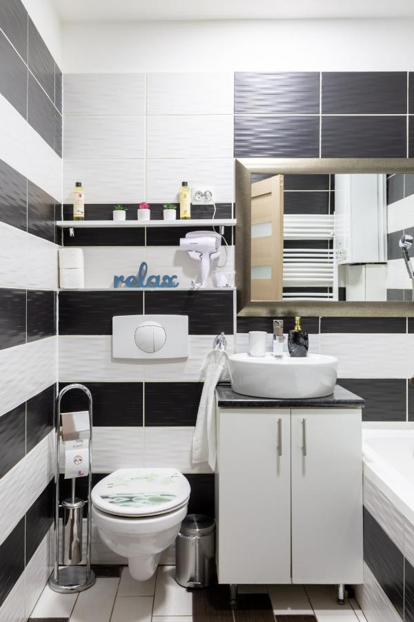 شقة H29 Vivien Apartman بودابست المظهر الخارجي الصورة